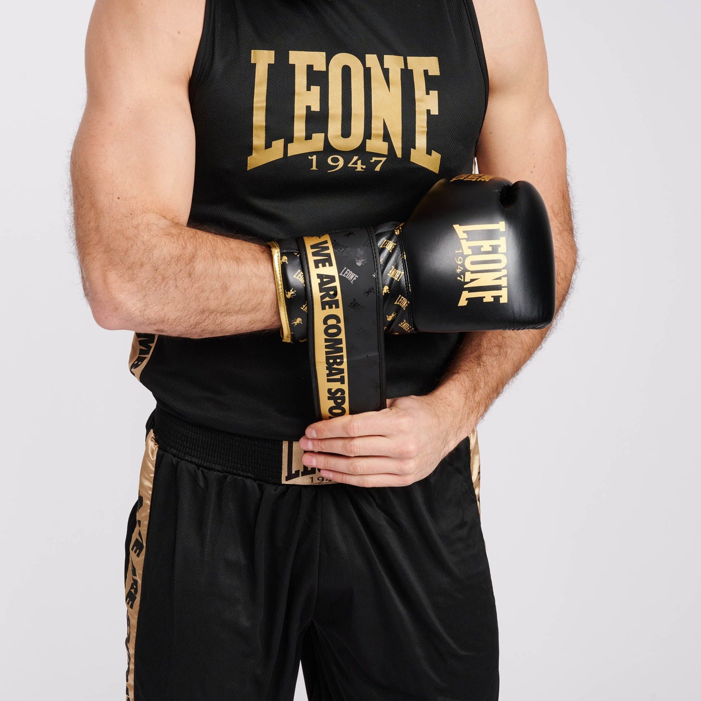 Guantes de boxeo Leone DNA negros (K2)