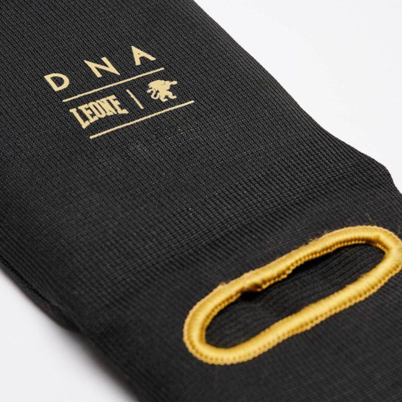 Espinilleras Tubulares Leone “DNA” Color Negro (K2)